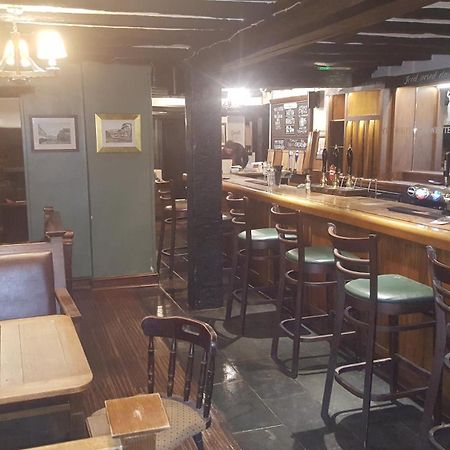 Whyte Harte Hotel Redhill  Kültér fotó