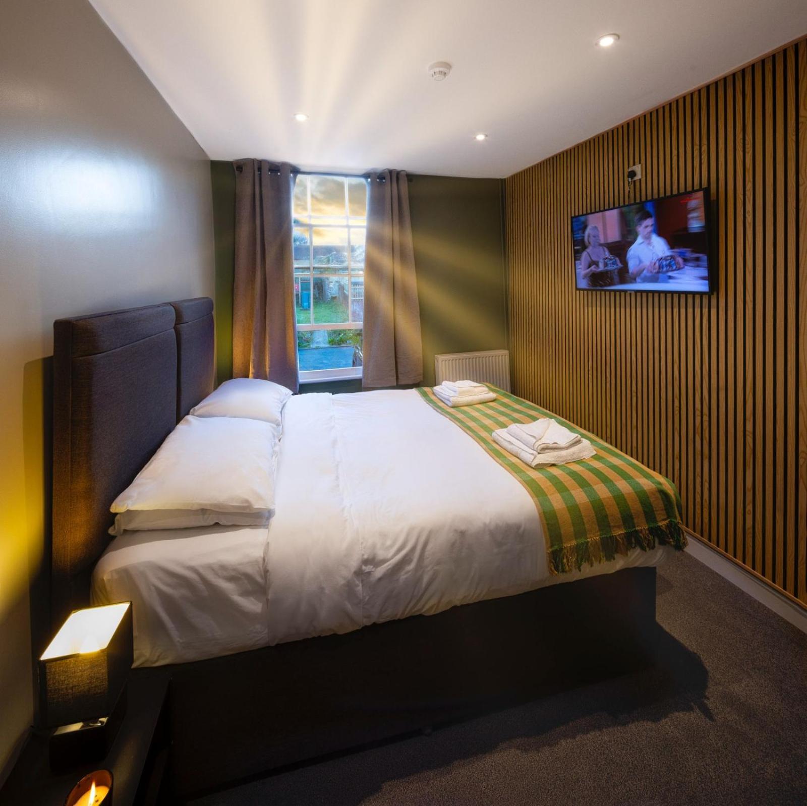 Whyte Harte Hotel Redhill  Kültér fotó