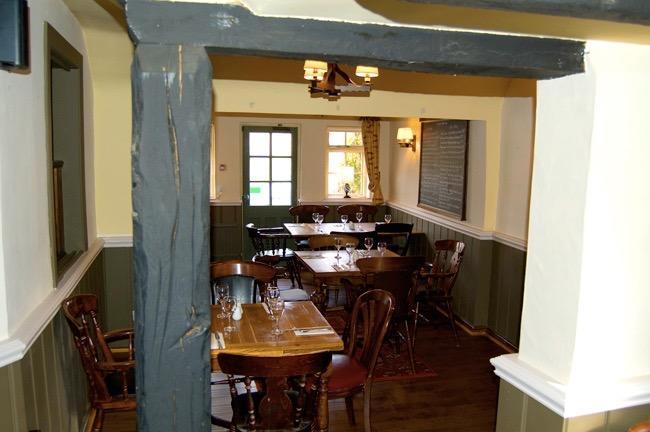 Whyte Harte Hotel Redhill  Kültér fotó