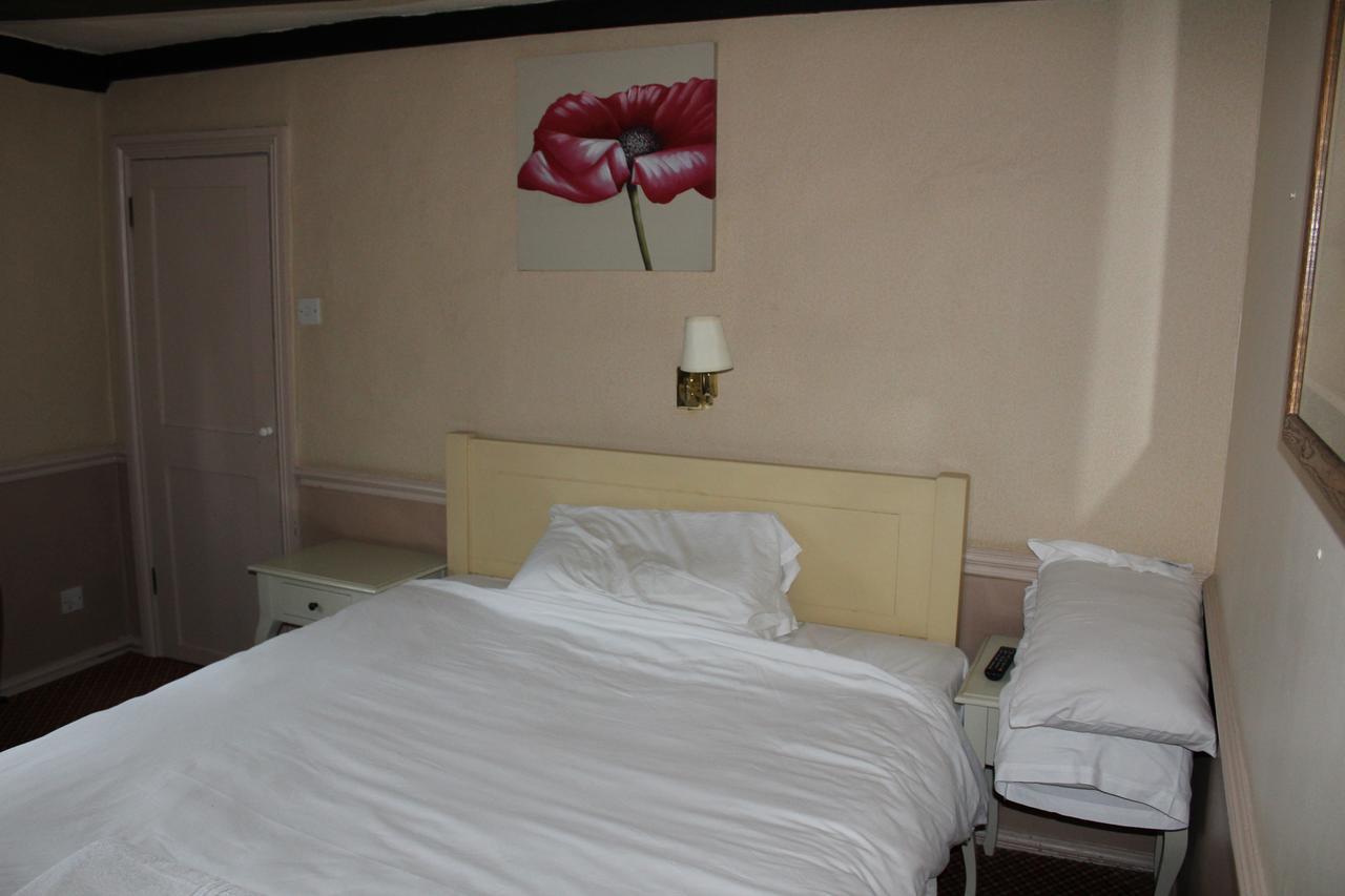 Whyte Harte Hotel Redhill  Kültér fotó